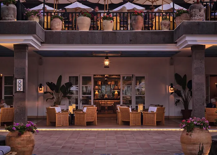 Maspalomas (Gran Canaria) hotels near Cita Shopping Center