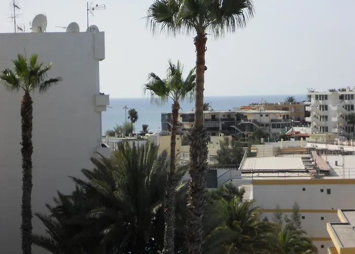 Vacation Apartment Rentals in Playa del Ingles (Gran Canaria)