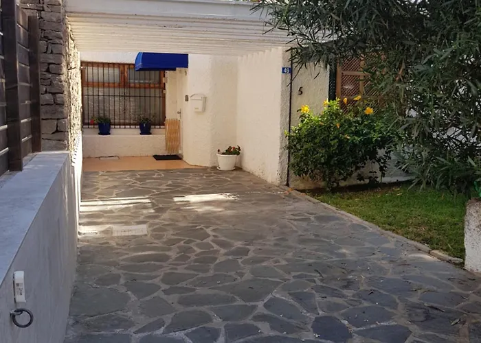 Bonito Bungalow A Pocos Metros De La Playa Puerto Rico 