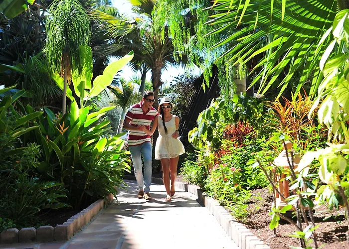 Playa del Ingles (Gran Canaria) Dog Friendly Hotels near Yumbo Centrum